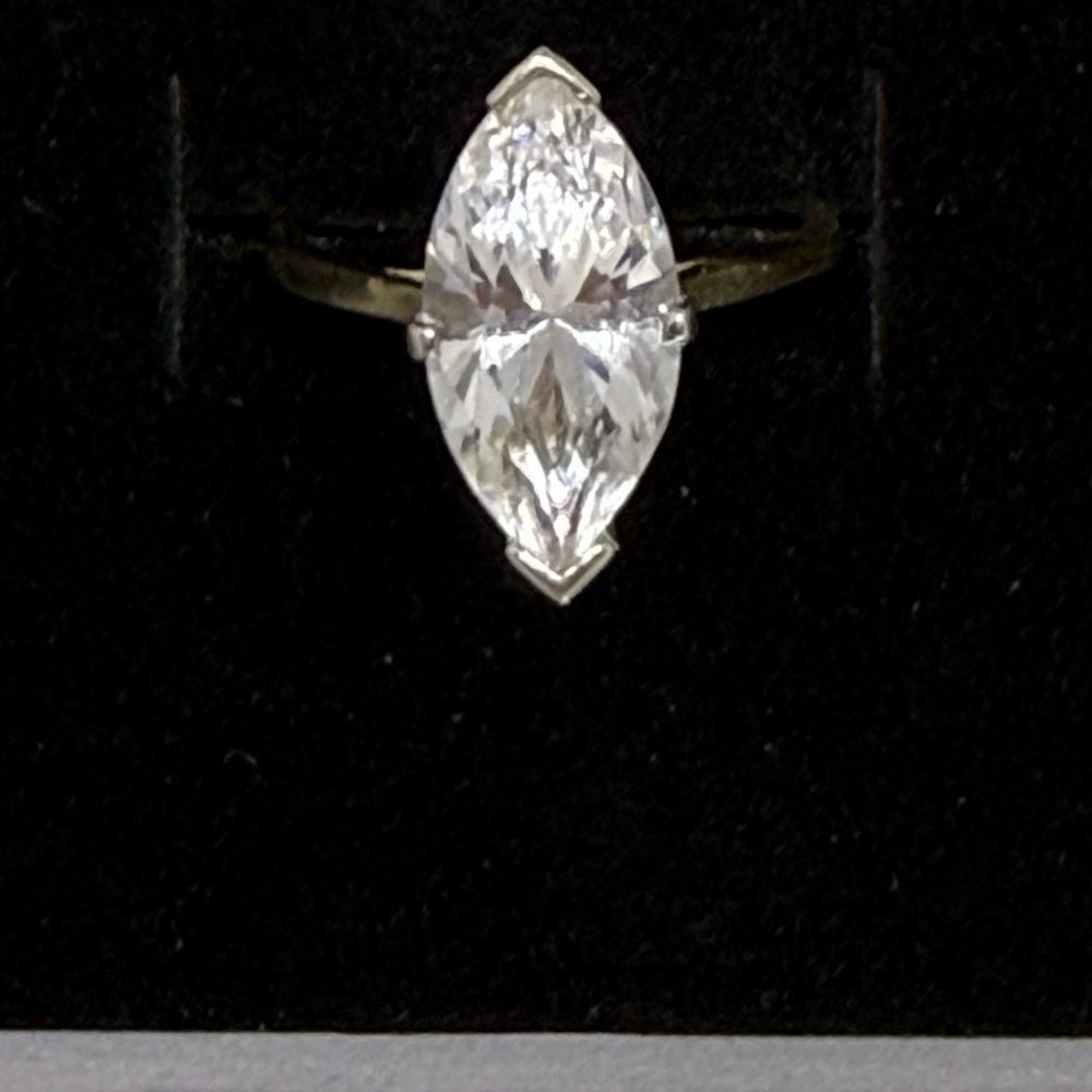 14k Solid White & Yellow Gold, large Marquise White Spinel Ring - Picture 6 of 10